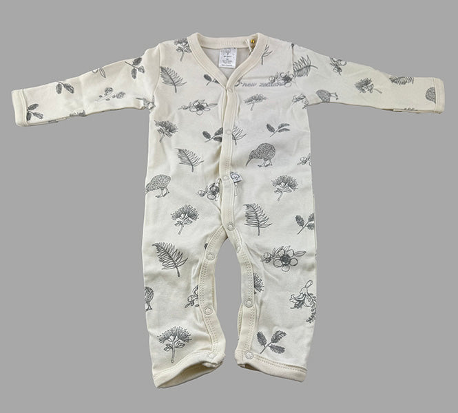 Kiwi Souvenir Newborn Baby Romper-Beanie-Booties Set - made from soft cotton knit