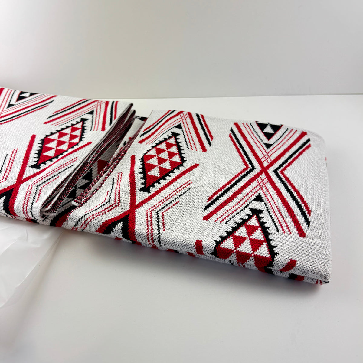 Māori Blanket - Red Niho Pattern - Symbol of Unity and Collective Strength