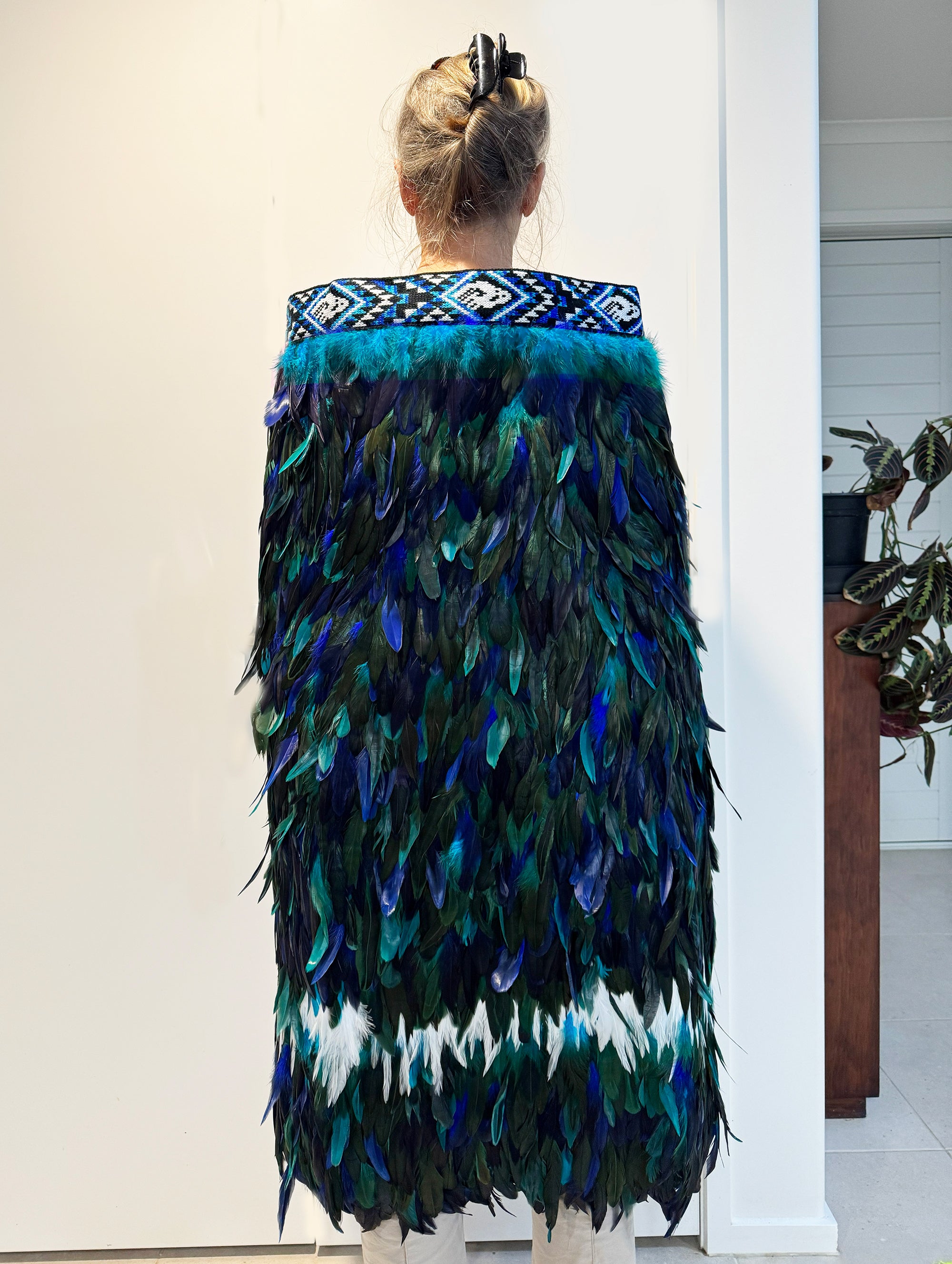Ngāti Kahungunu Māori Paua Blue Full Length Korowai Cloak