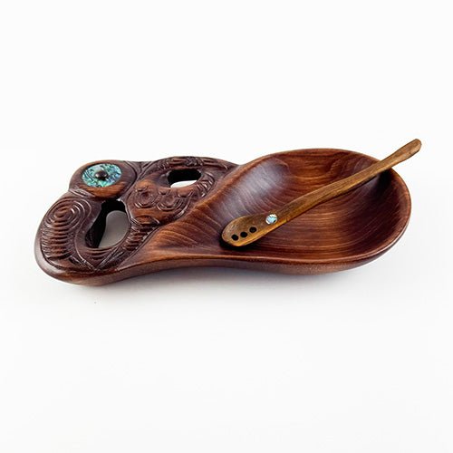 Beautiful Maori Wooden Bowl with Manaia Head - ShopNZ