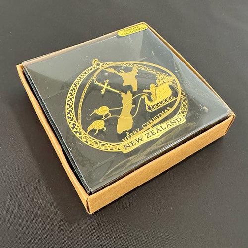 Elegant Gold New Zealand Christmas Ornament - ShopNZ
