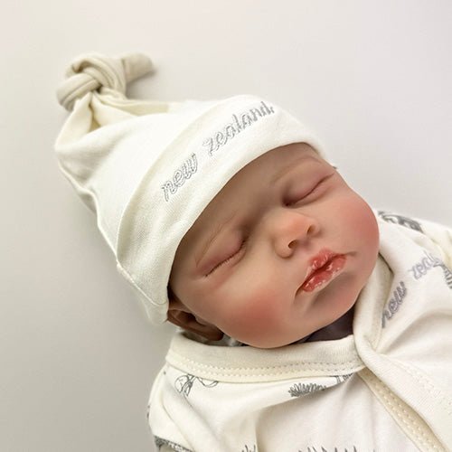 Gorgeous Newborn Kiwi Baby Romper Set in Gift Box - ShopNZ