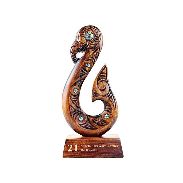 Matau Hook NZ Maori Trophy - ShopNZ