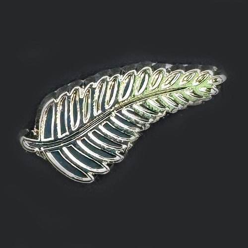 New Zealand Silver Fern Pinback Badge - ShopNZ