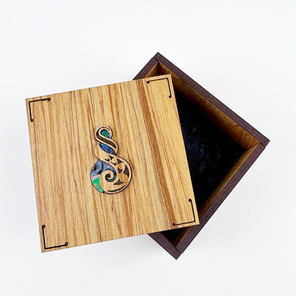 Square Rimu Maori Love Twist Jewellery Box