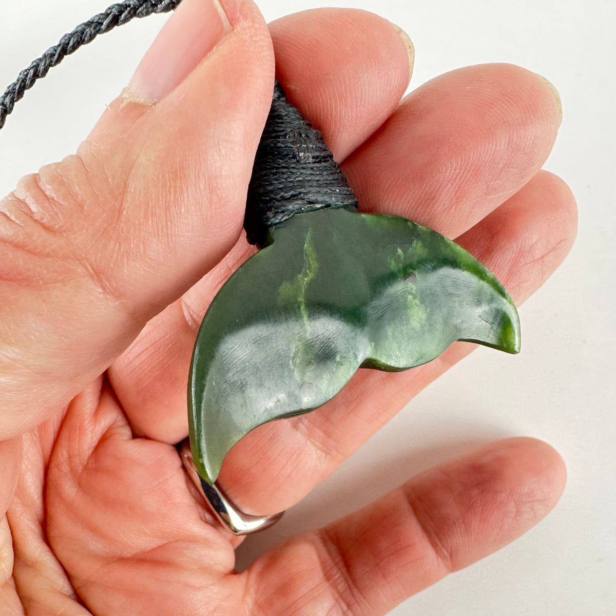 Beautiful Ngai Tahu Pounamu Genuine Greenstone Māori Whale Tail Protector Necklace