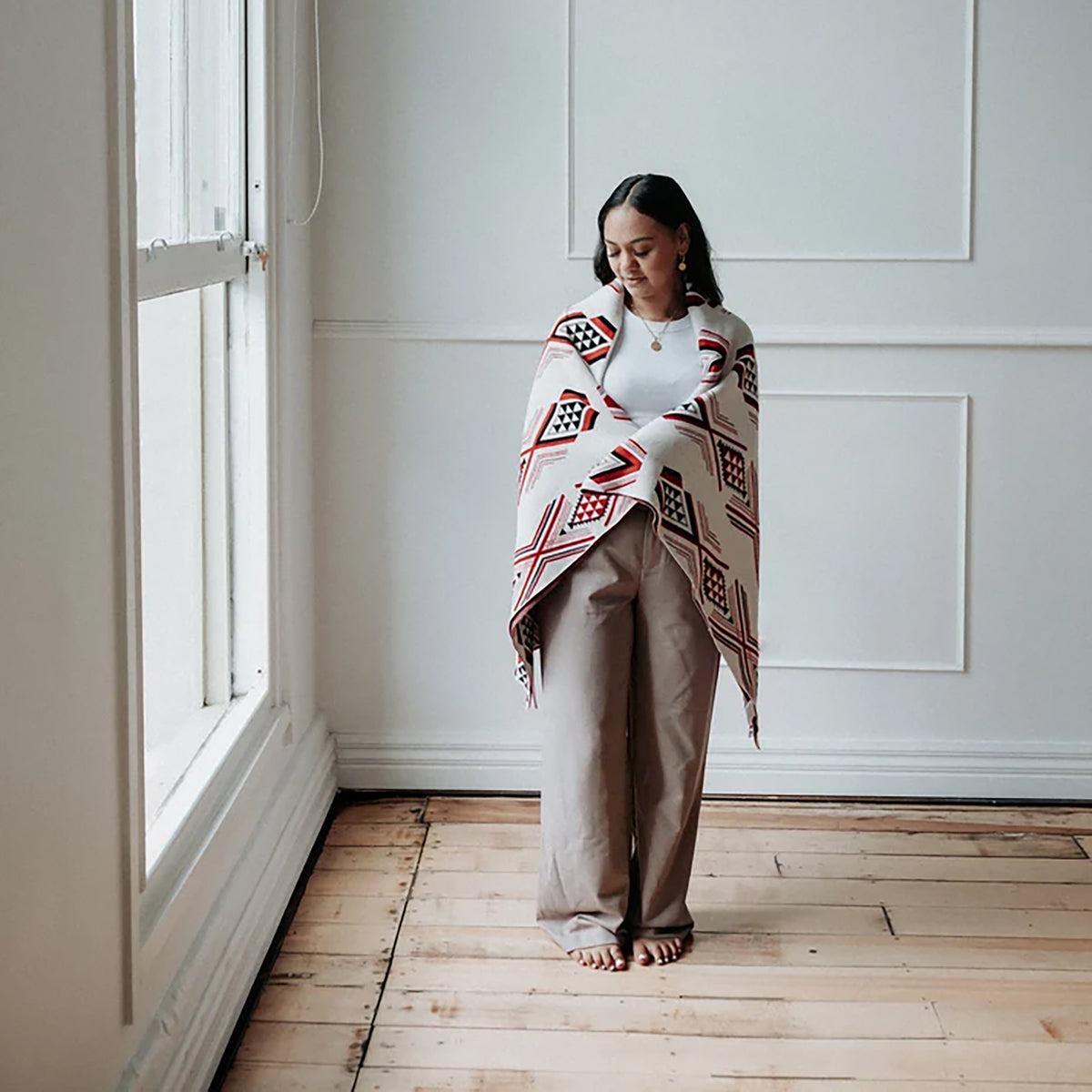 Māori Blanket - Red Niho Pattern - Symbol of Unity and Collective Strength