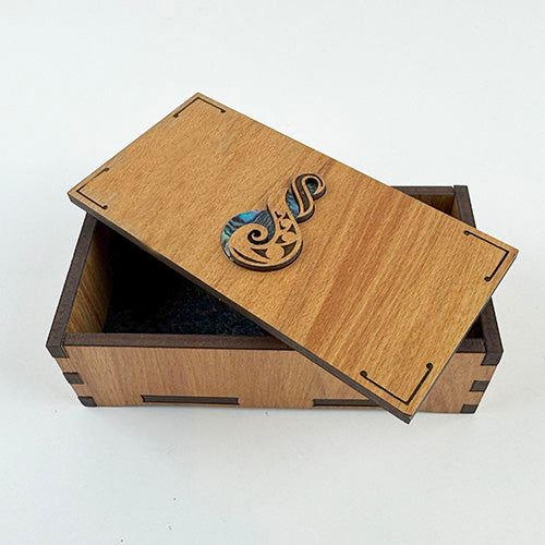Rimu Maori Pikorua Friendship Love Twist Jewellery Box