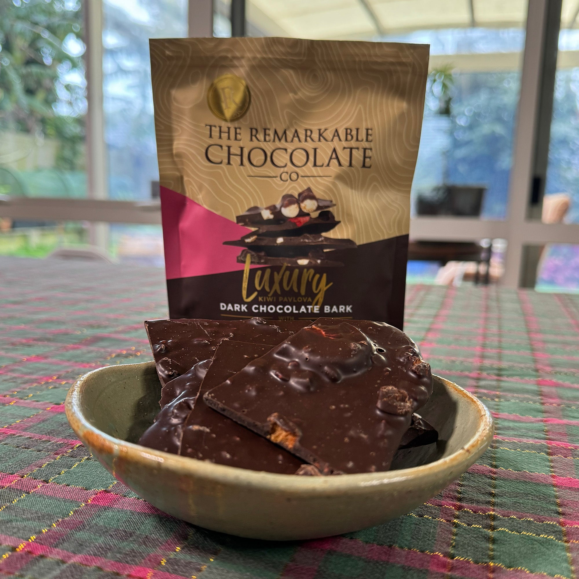 The Remarkable Chocolate Co Luxury Kiwi Pavlova Dark Chocolate Bark