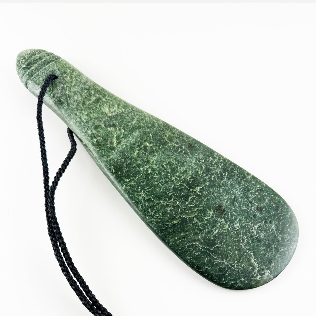 Beautiful Full Size 34.5cm Ngai Tahu Greenstone Mere - ShopNZ