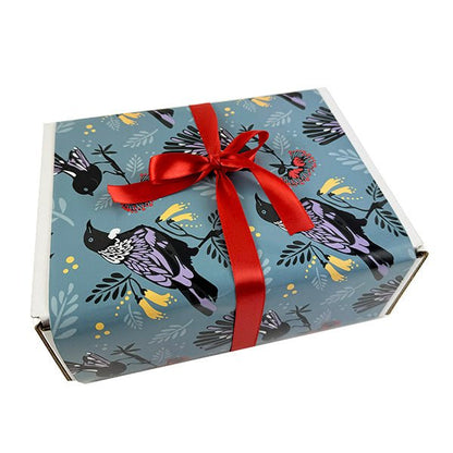 Classic NZ Kiwiana Chocolate Gift Box - ShopNZ