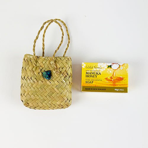 Manuka Honey Guest Soap in Paua Kete Bag Gift Set - ShopNZ
