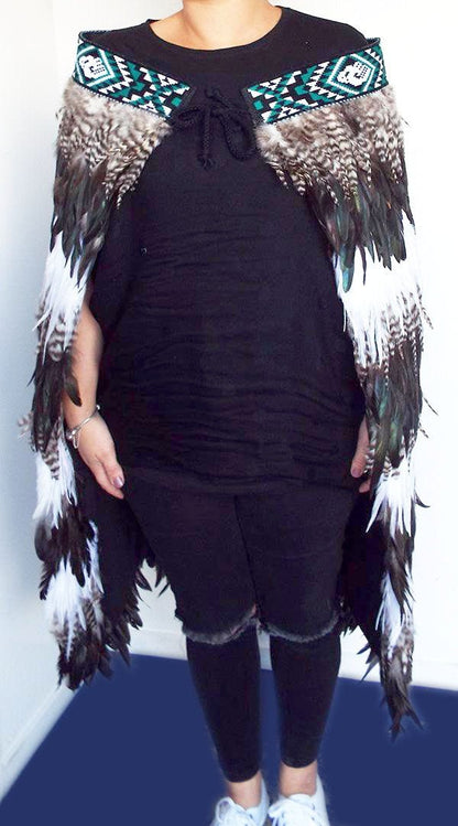 Maori Feather Korowai - White Jade Mottled Stripe - ShopNZ