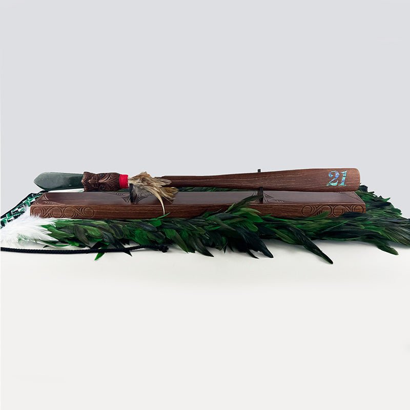 Maori Korowai to Cover Taiaha on Stand - ShopNZ