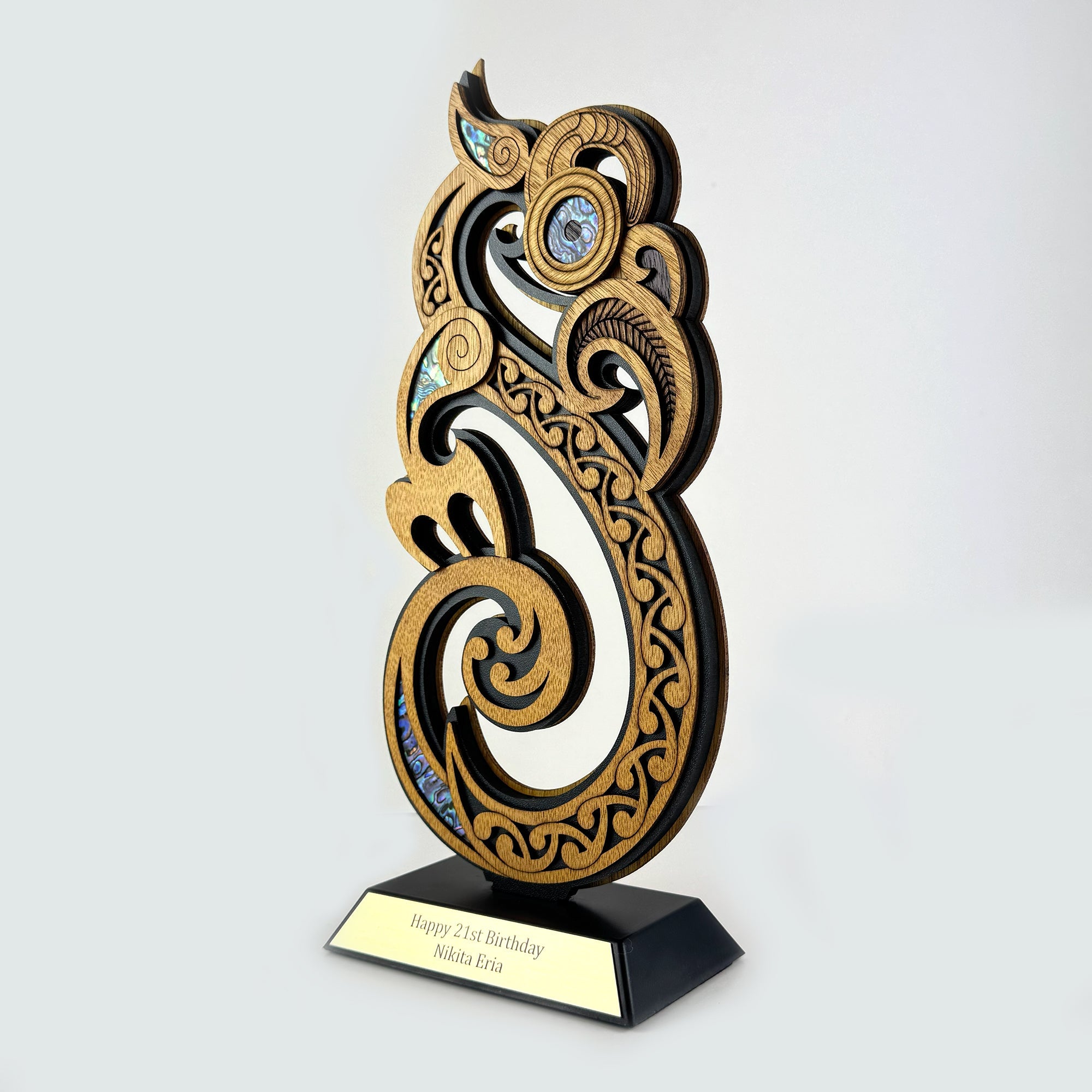 Māori Manaia Trophy with Optional Engraving and in Beautiful Presentation Box - ShopNZ