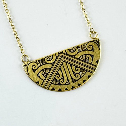Māori Maunga - nui Great Mountain Kōuma Breastplate Necklace - ShopNZ