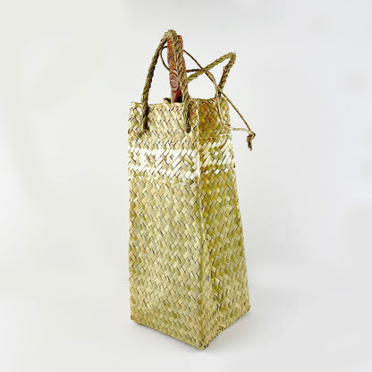 Maori Wahaika - Stand and Presentation Box Optional - ShopNZ
