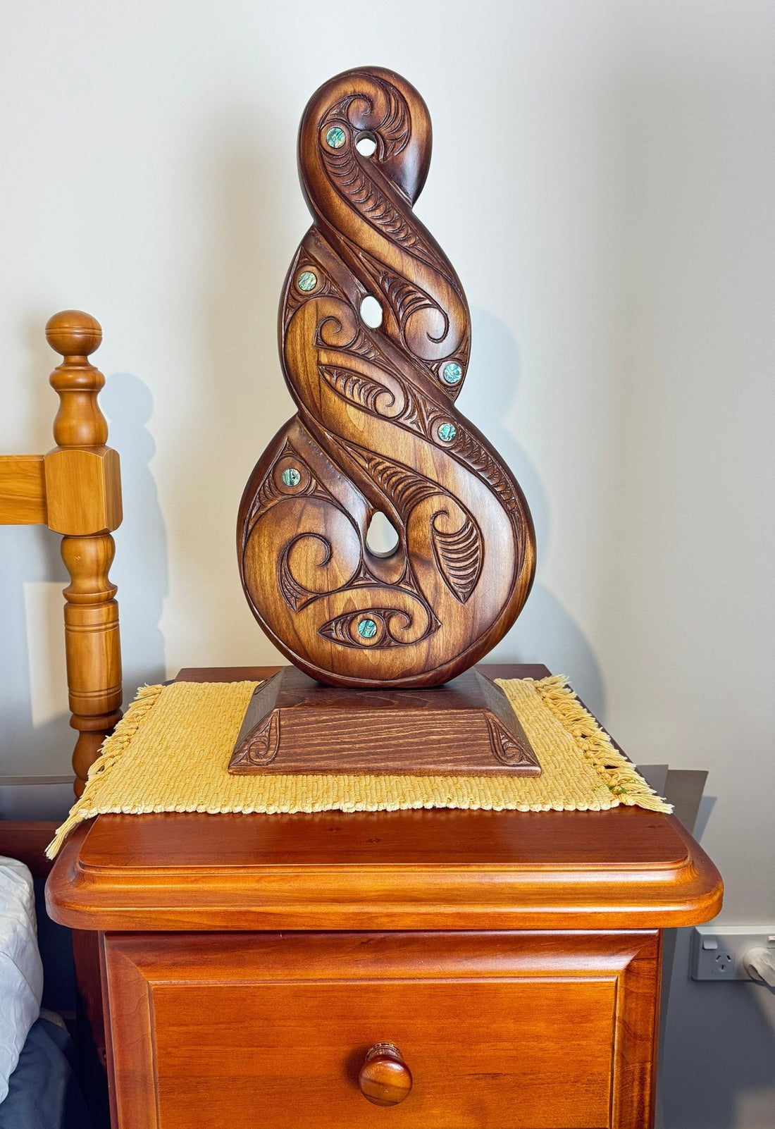 Massive 59cm Carved Maori Pikorua Twist Trophy - Symbol of Love or Friendship - ShopNZ