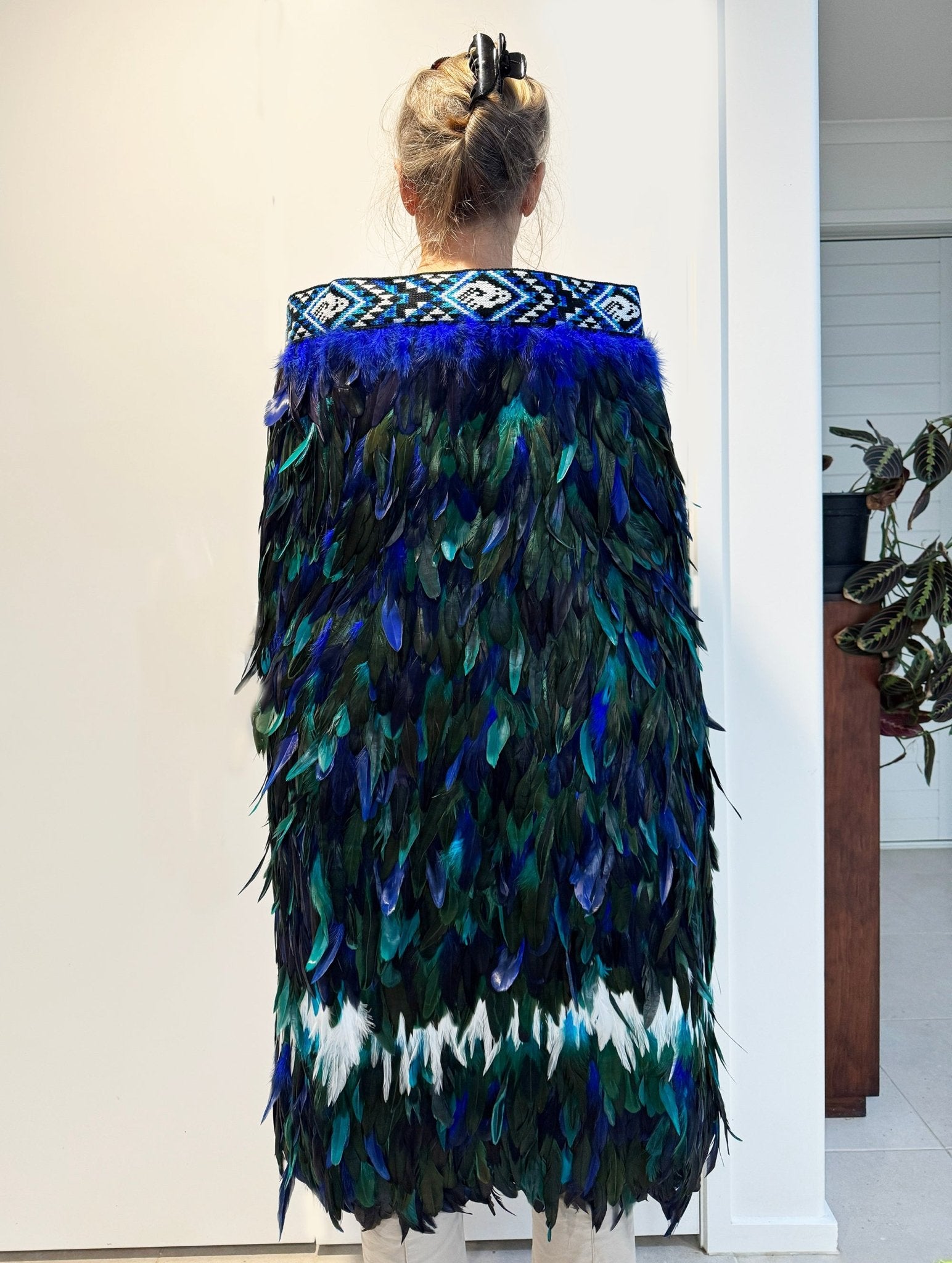 Ngati Kahungunu Paua Blue Korowai - ShopNZ