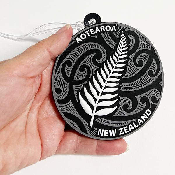 NZ Silver Fern and Maori Tattoo Luggage Tag - ShopNZ