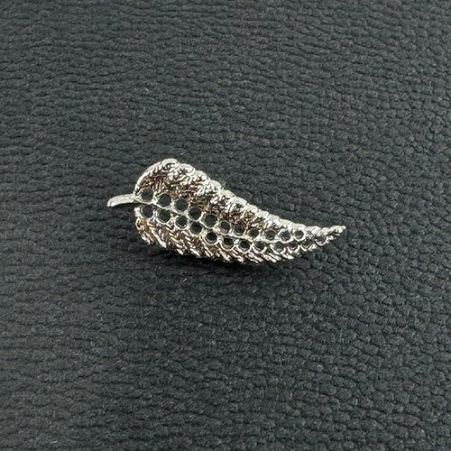 NZ Silver Fern Pinback Badge - ShopNZ