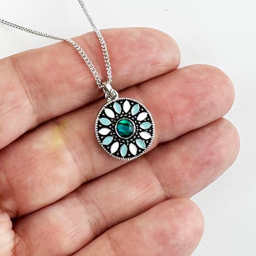 Pretty NZ Paua Shell Daisy Necklace - ShopNZ