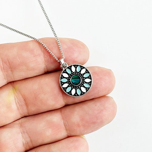 Pretty NZ Paua Shell Daisy Necklace - ShopNZ