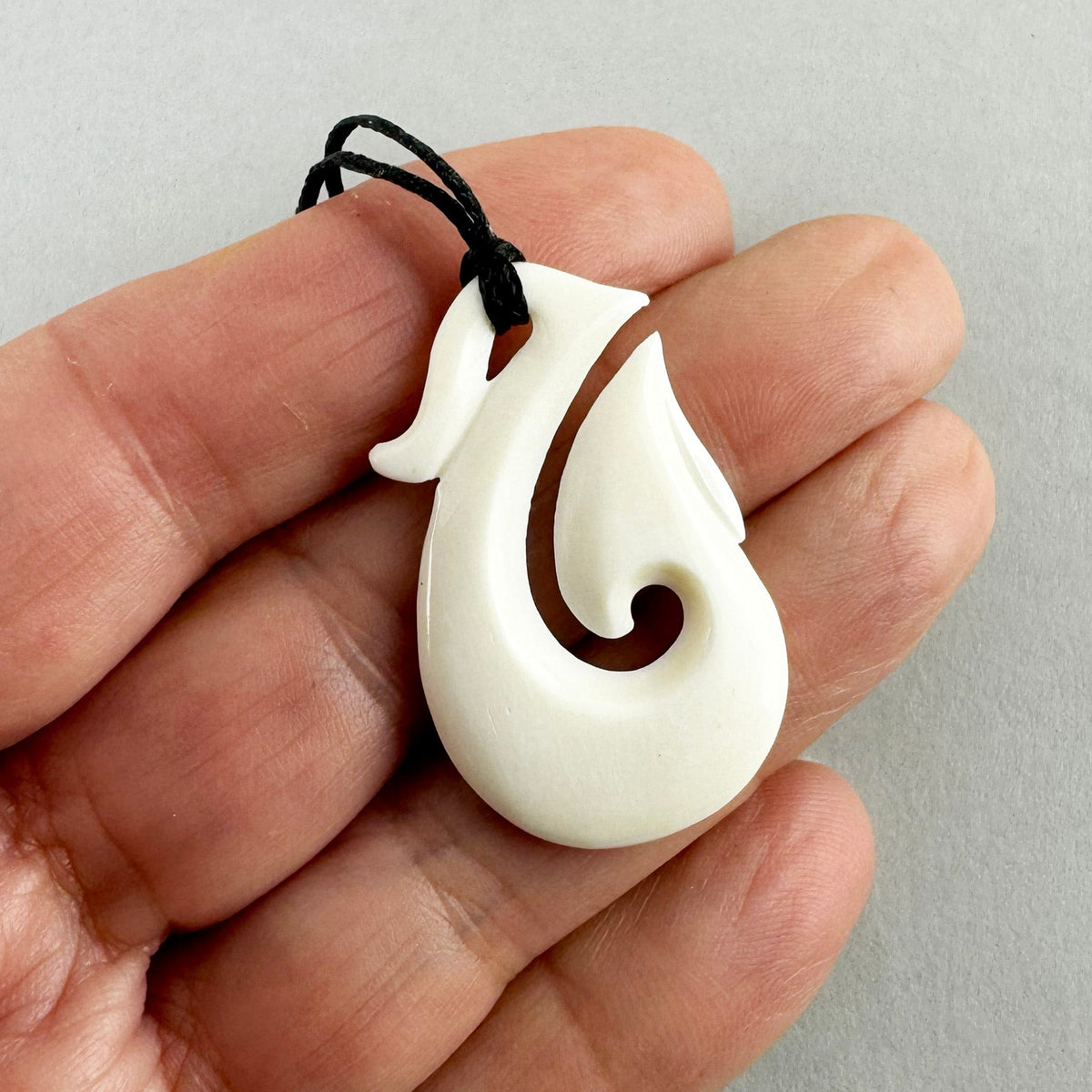Small Māori Bone Hei Matau Fish Hook Necklace - ShopNZ