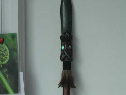 Full Size Maori Taiaha with Greenstone Tongue - ShopNZ