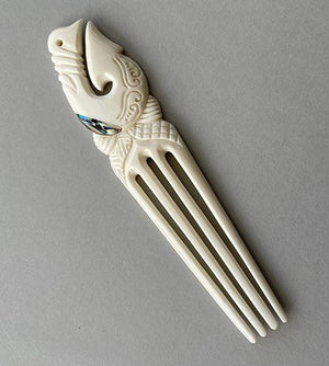 Maori Bone Fish Hook Heru Comb with Paua Trim - ShopNZ