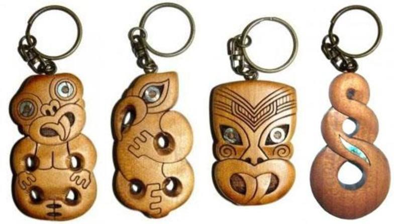 Kauri and Paua Maori Keychains - ShopNZ