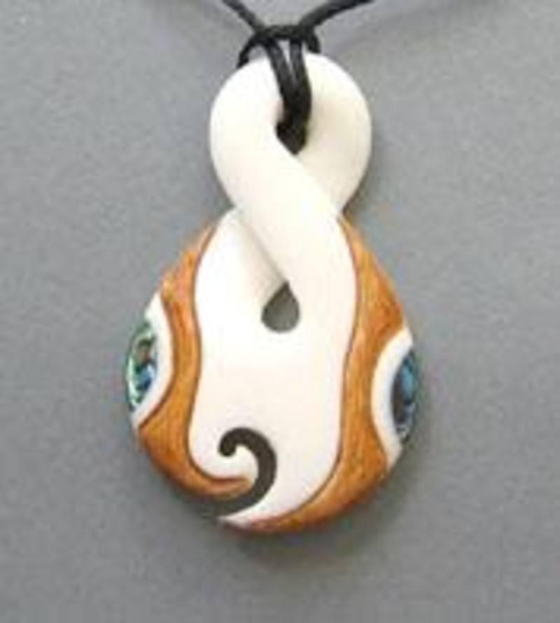 Maori Bone Single Twist Necklace with Paua and Stain - ShopNZ