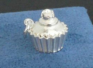 Sterling Silver Cupcake Charm - ShopNZ