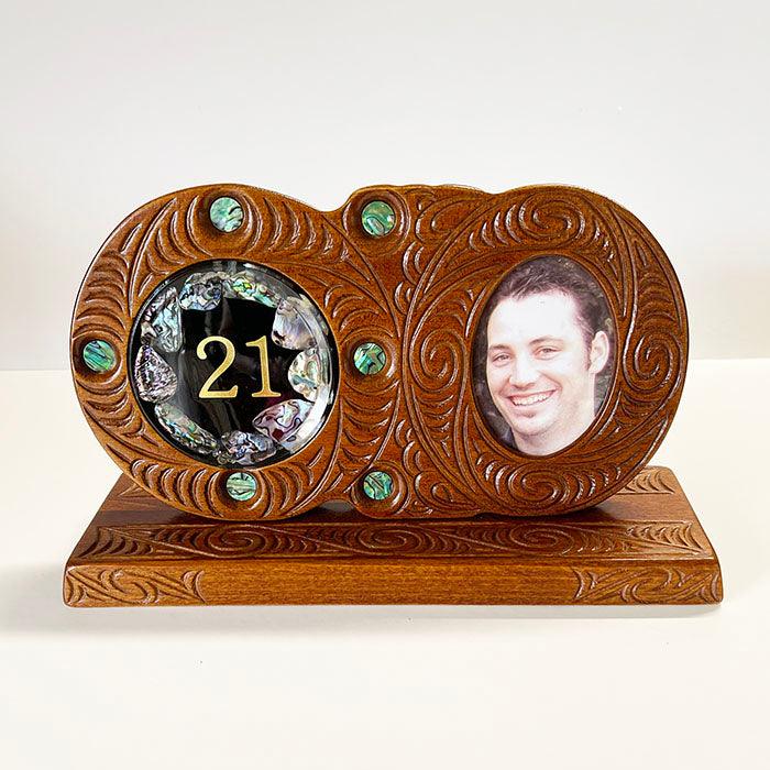 Maori 21st Birthday Key Desk Plaque - ShopNZ