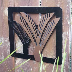 Two - Tone NZ Nikau Palm Wall Panel - ShopNZ